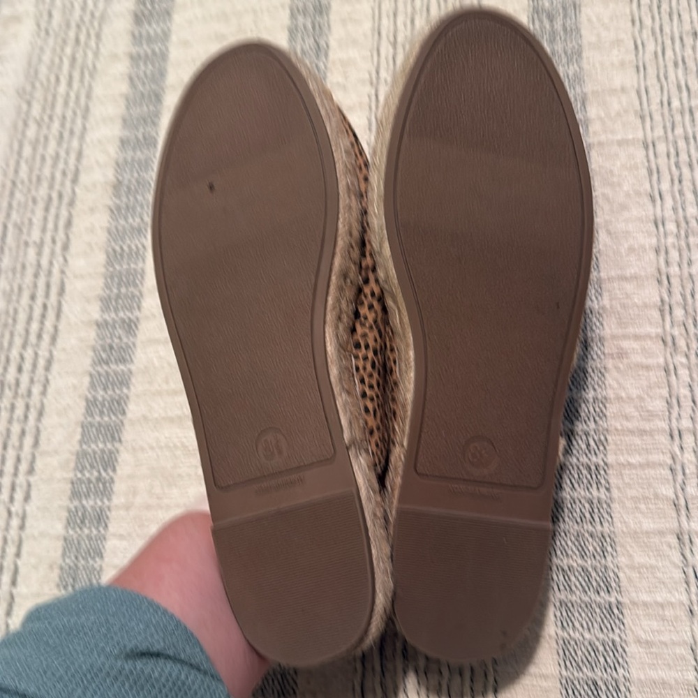 Leopard Slides from Universal Thread 8.5 - Picture 3 of 5